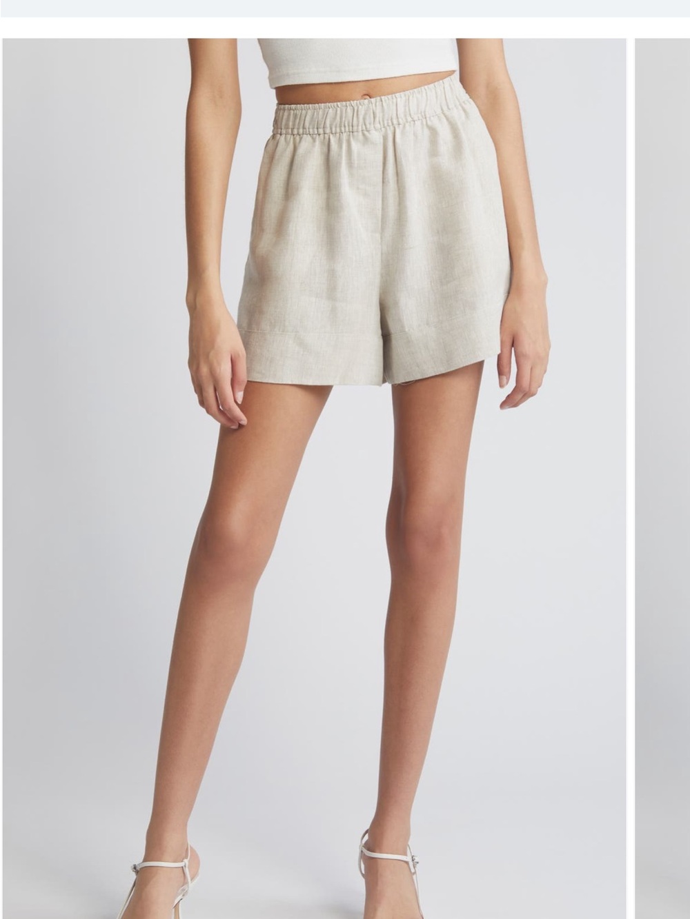 Reformation Linen Short in Oatmeal. NWT Size M